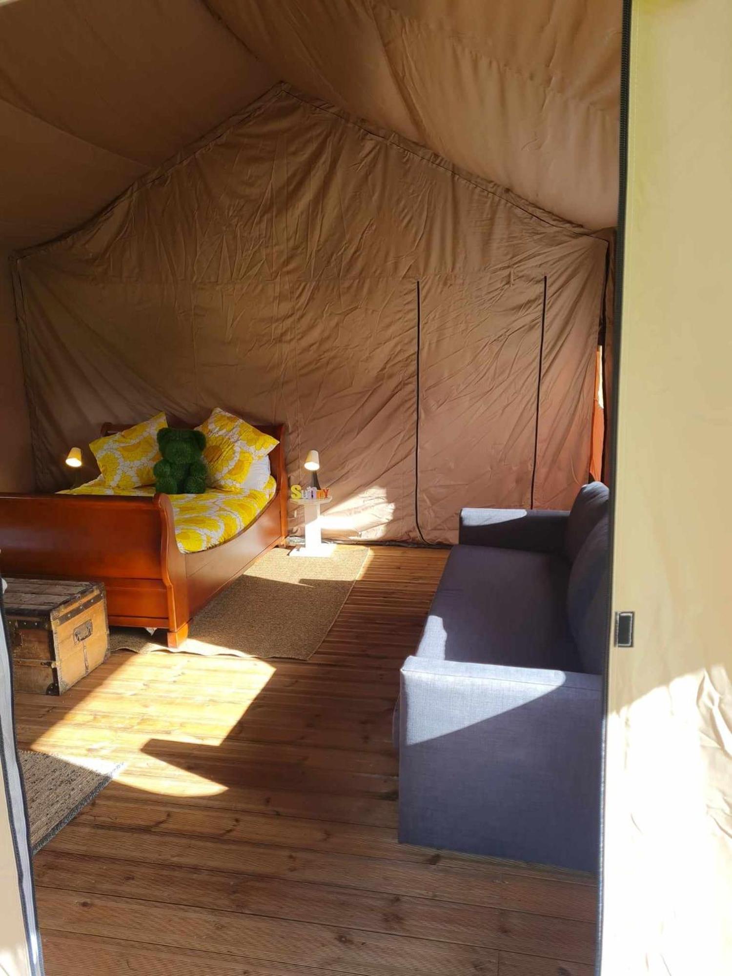 Camping De La Touche Ligueil Esterno foto