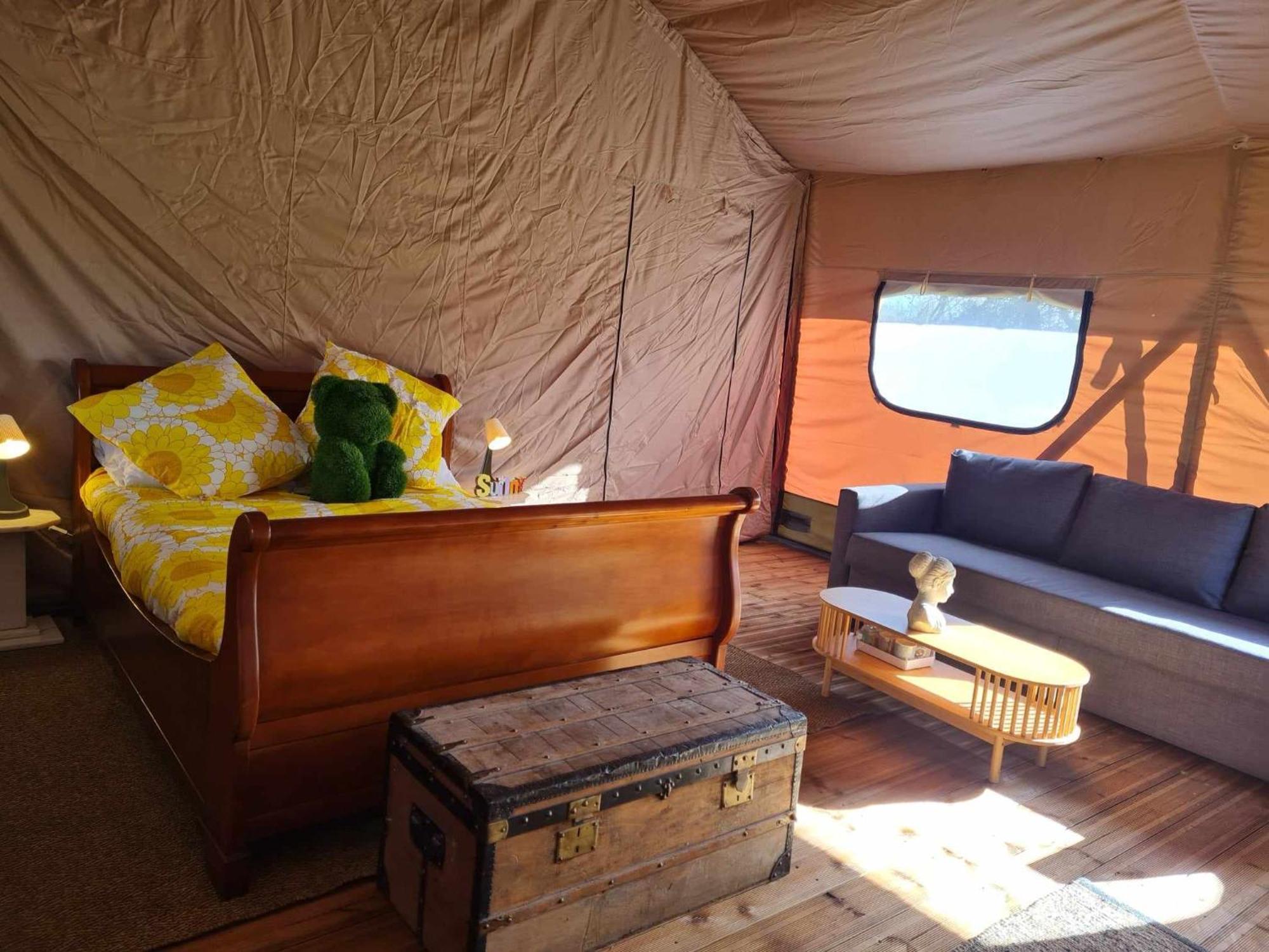 Camping De La Touche Ligueil Esterno foto
