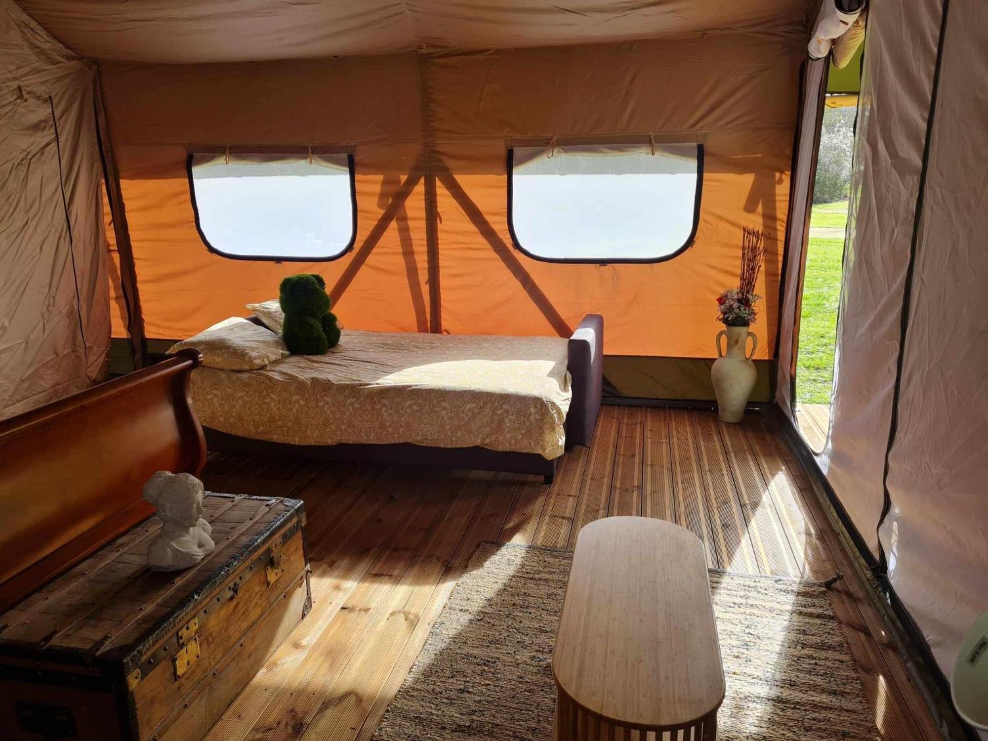 Camping De La Touche Ligueil Esterno foto