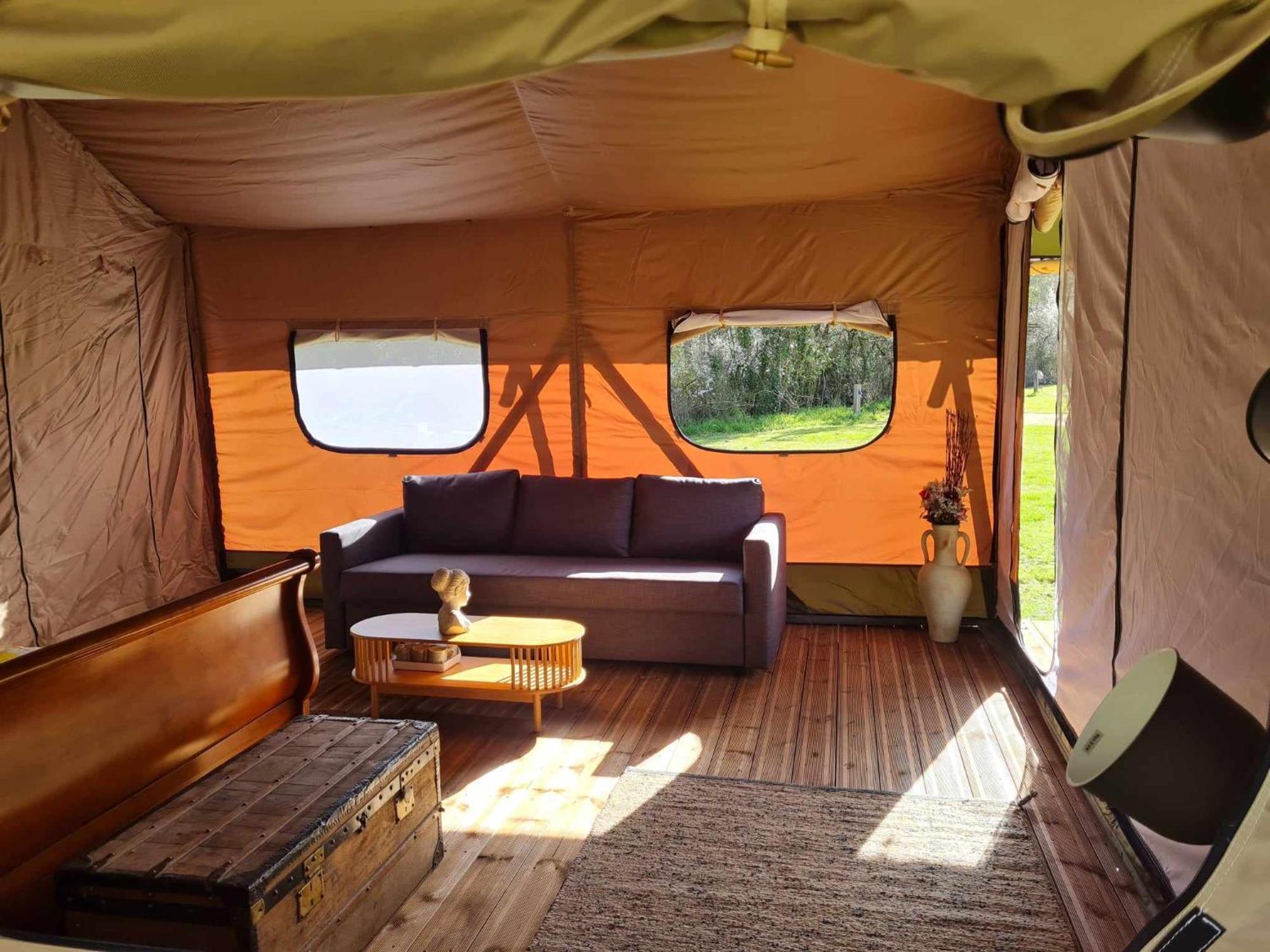 Camping De La Touche Ligueil Esterno foto