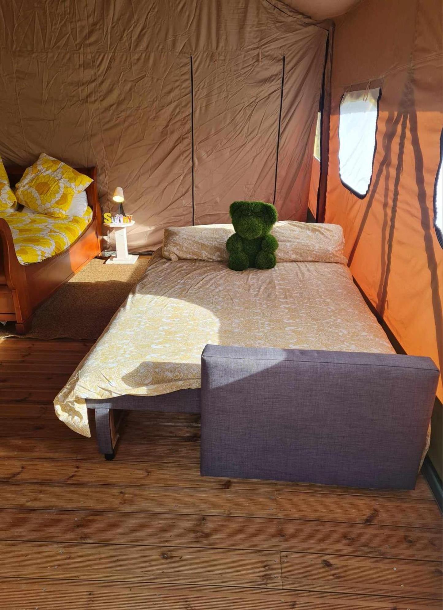 Camping De La Touche Ligueil Esterno foto