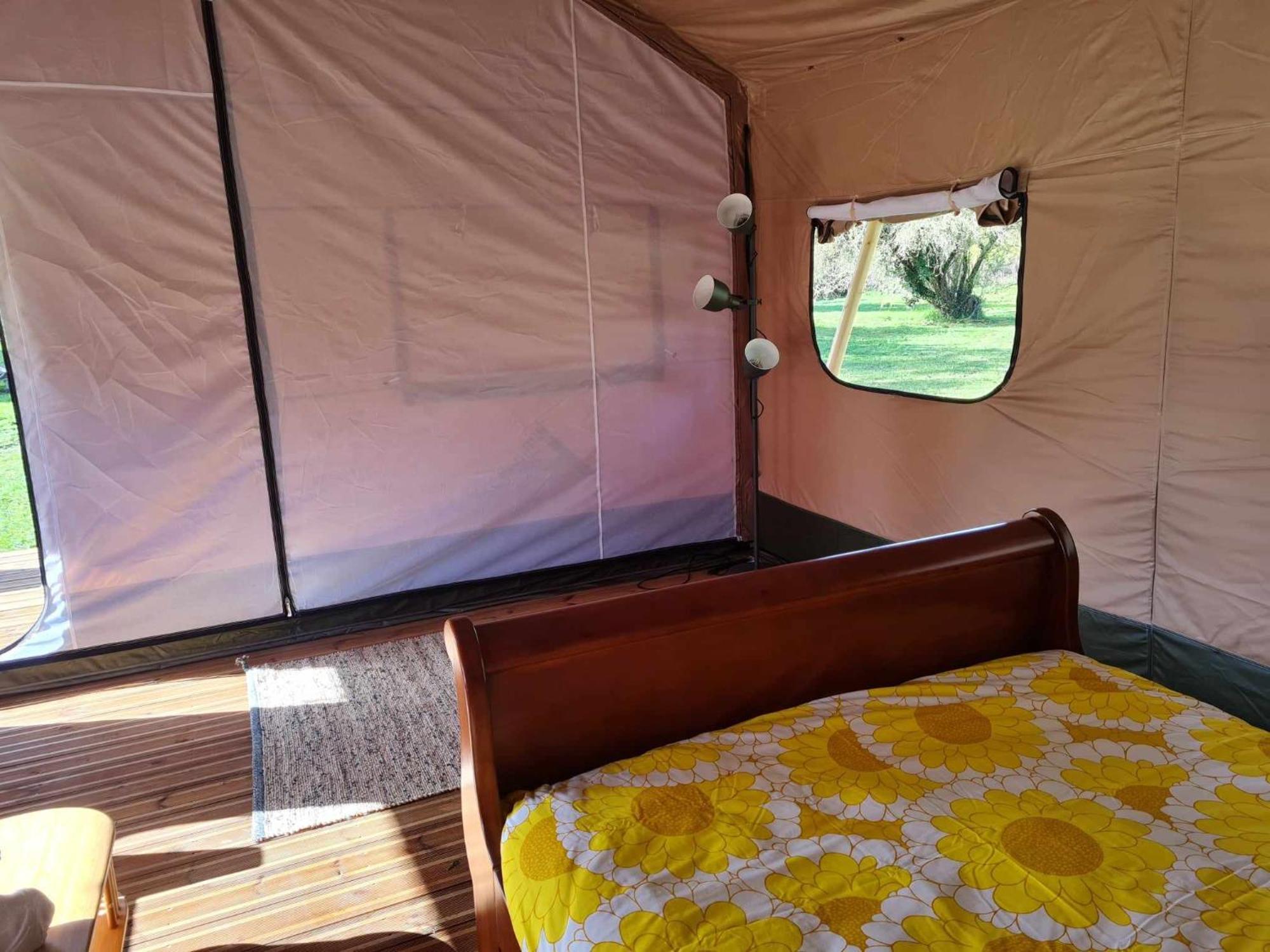 Camping De La Touche Ligueil Esterno foto